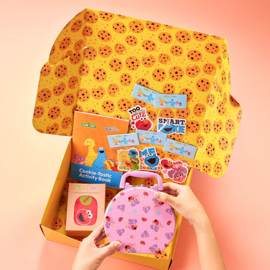 [Sesame Street x Famous Amos] Little Baker Bundle Box